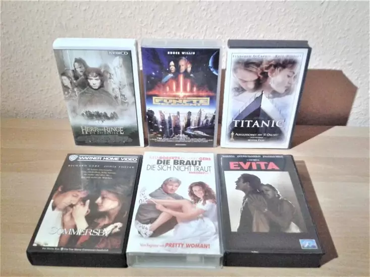 1€ VHS FILME . PRO FILM 1 EURO